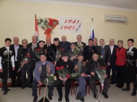 Вручение юбилейных медалей ветеранам войны продолжается